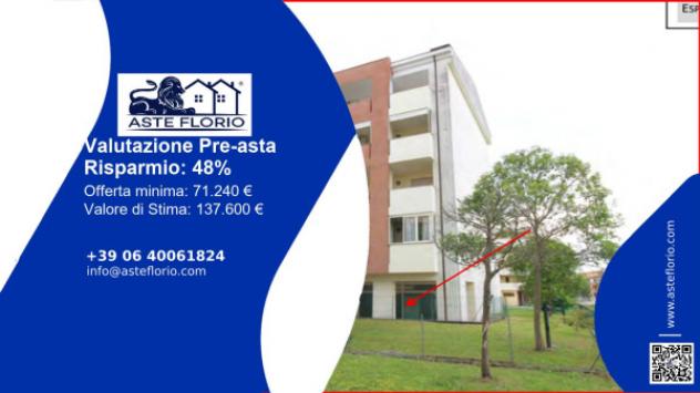 negozio in vendita a Ravenna in zona Classe