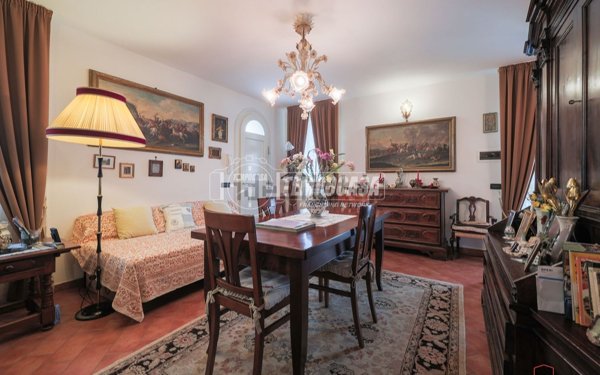 casa indipendente in vendita a Ravenna in zona Centro Storico