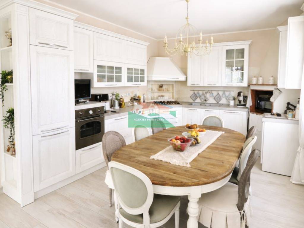 casa indipendente in vendita a Ravenna in zona Classe