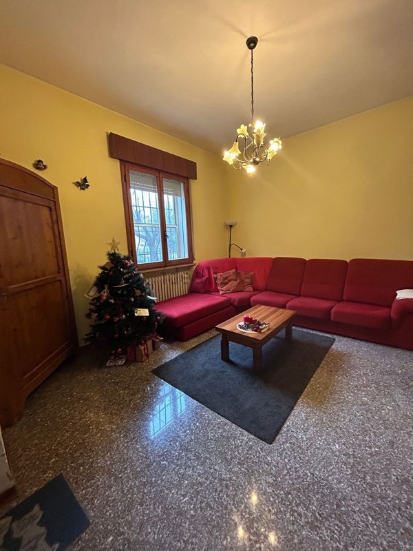 casa indipendente in vendita a Ravenna in zona Classe
