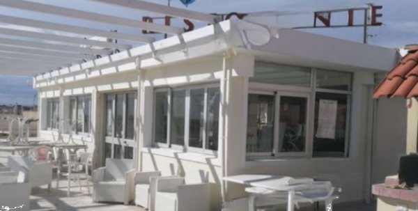 negozio in vendita a Ravenna in zona Lido Adriano