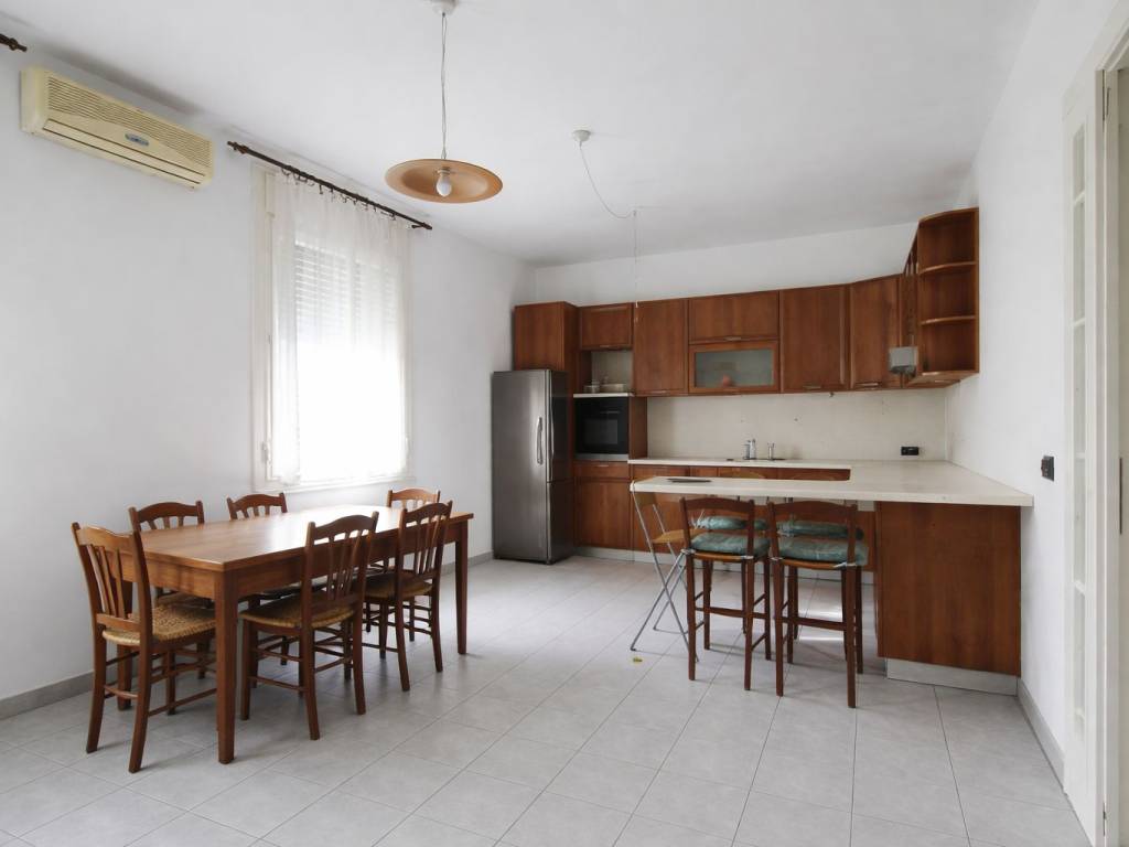 casa indipendente in vendita a Ravenna in zona Centro Storico