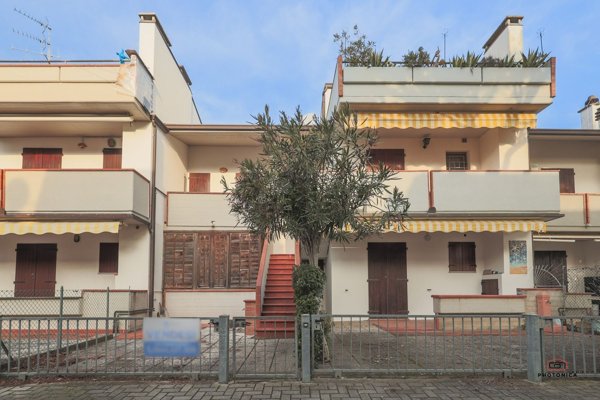 appartamento in vendita a Ravenna in zona Lido di Classe