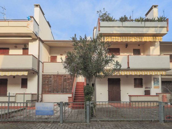 appartamento in vendita a Ravenna in zona Lido di Classe