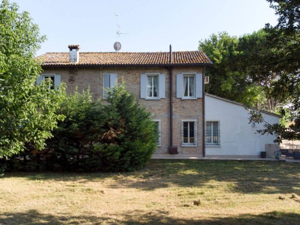 casa indipendente in vendita a Ravenna in zona Santo Stefano