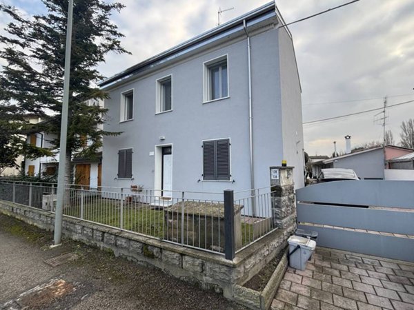 casa indipendente in vendita a Ravenna in zona Roncalceci