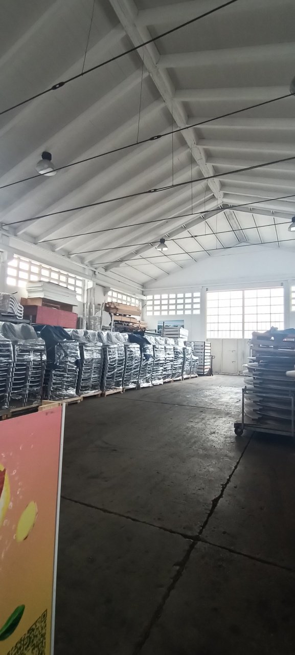 capannone in vendita a Ravenna in zona Fosso Ghiaia