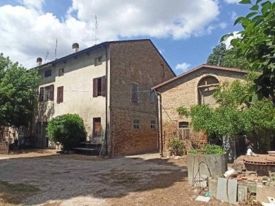 casa indipendente in vendita a Ravenna in zona Piangipane