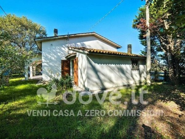 casa indipendente in vendita a Ravenna in zona Casal Borsetti