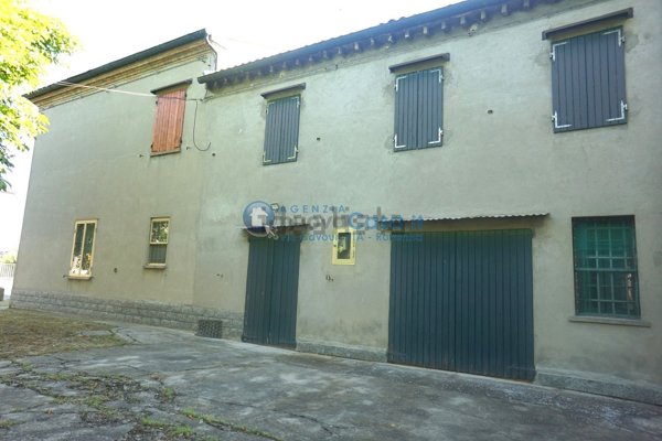 casa semindipendente in vendita a Ravenna in zona Roncalceci