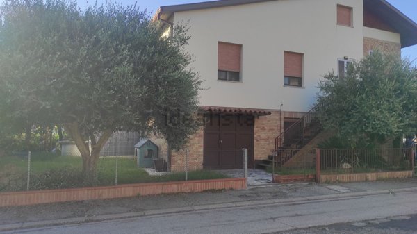 casa indipendente in vendita a Ravenna in zona Piangipane