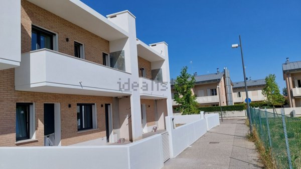 casa indipendente in vendita a Ravenna in zona Borgo Montone