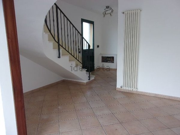 casa indipendente in vendita a Ravenna in zona Santo Stefano