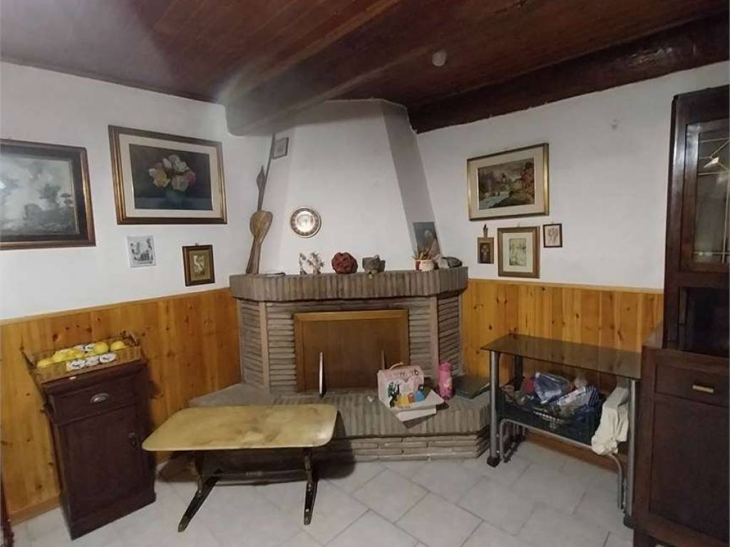 casa indipendente in vendita a Ravenna in zona Mezzano