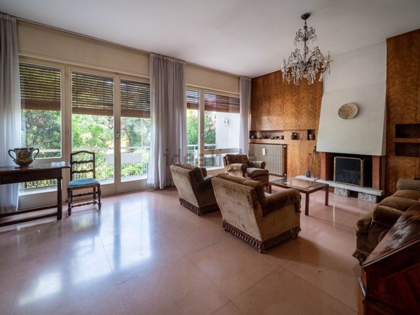 casa indipendente in vendita a Ravenna