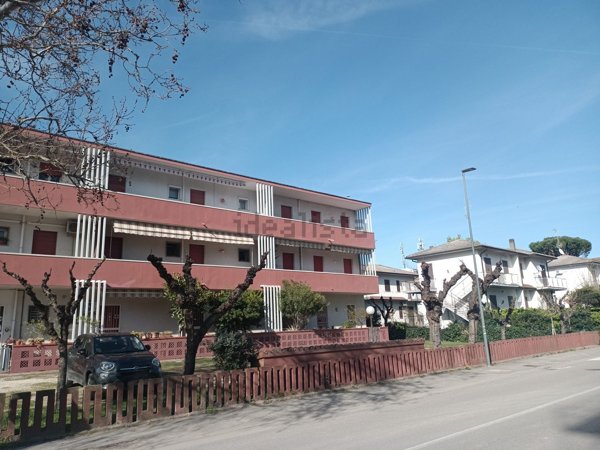 appartamento in vendita a Ravenna in zona Lido Adriano