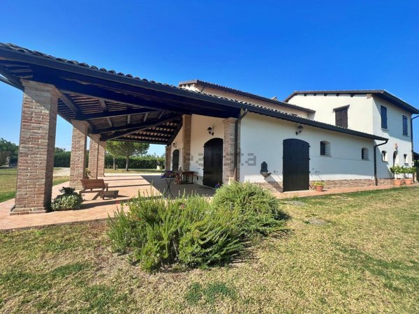 casa indipendente in vendita a Ravenna in zona Roncalceci