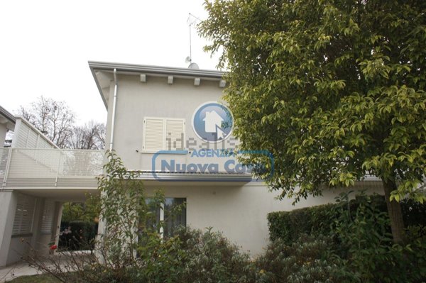 casa indipendente in vendita a Ravenna in zona San Pietro in Campiano