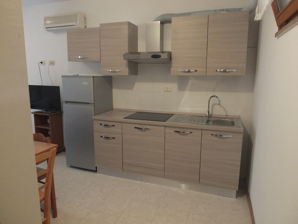 appartamento in vendita a Ravenna in zona Lido Adriano