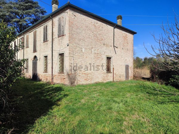 casa indipendente in vendita a Ravenna in zona Santerno