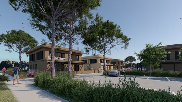 appartamento in vendita a Ravenna in zona Lido di Classe