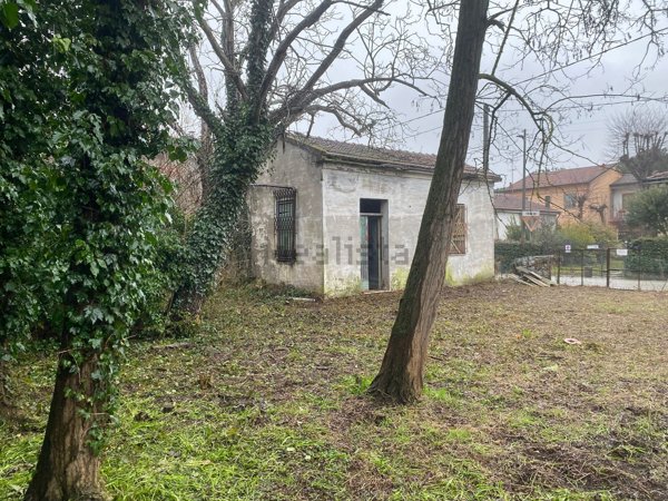 casa indipendente in vendita a Ravenna in zona Santerno
