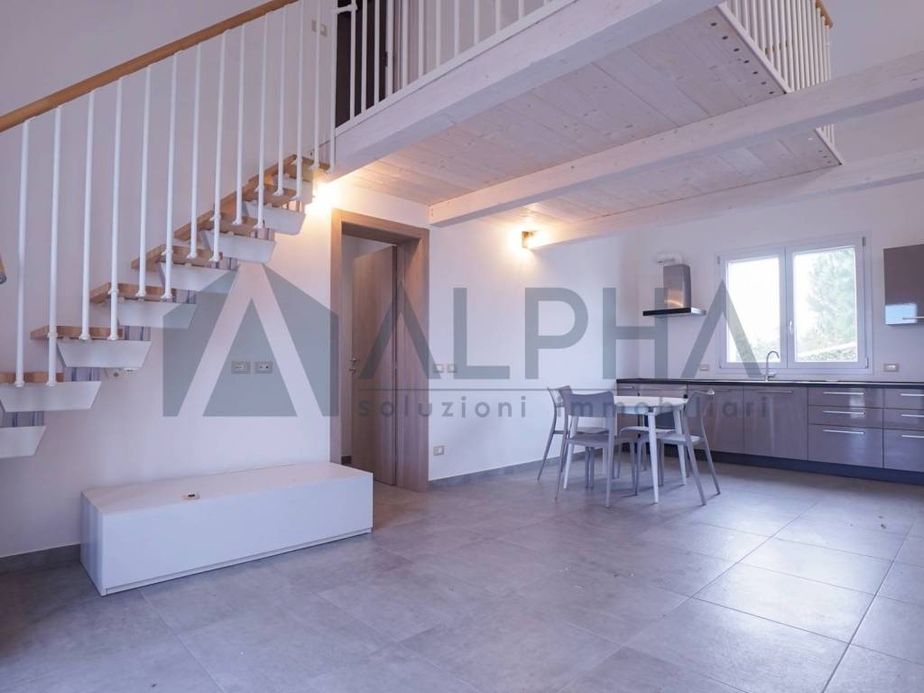 casa indipendente in vendita a Ravenna in zona Classe