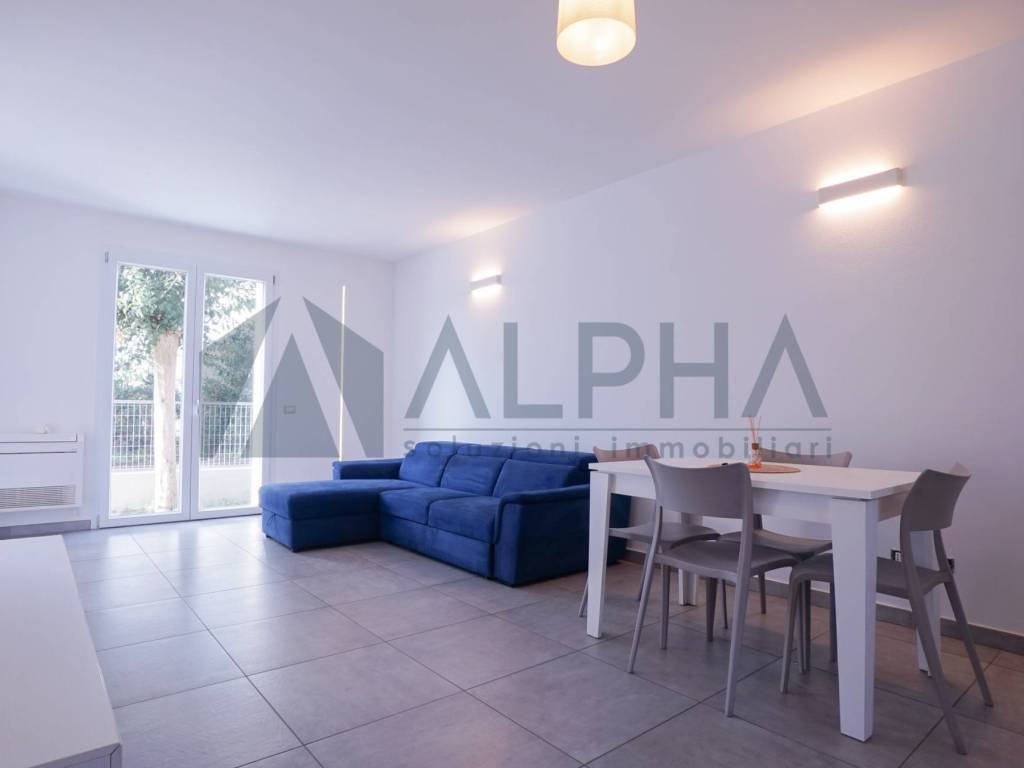 casa indipendente in vendita a Ravenna in zona Classe