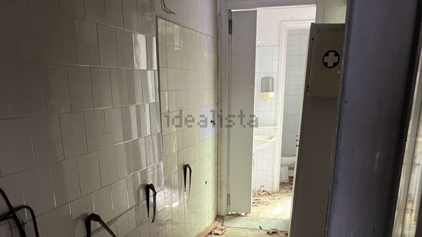 negozio in vendita a Ravenna