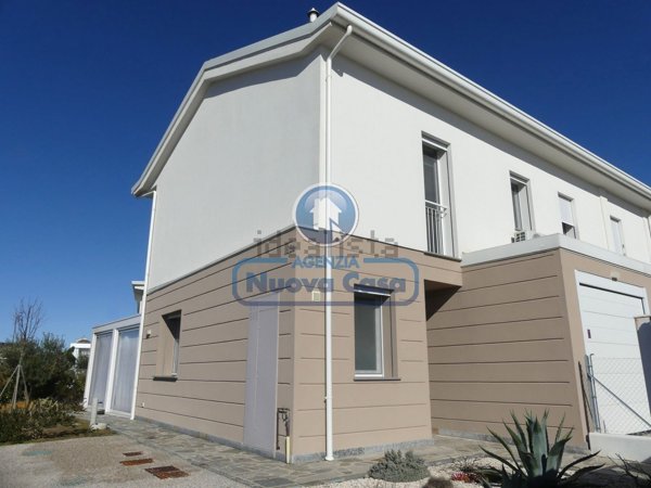 casa indipendente in vendita a Ravenna