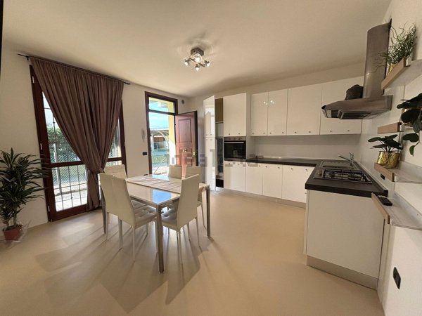 appartamento in vendita a Ravenna in zona San Pietro in Vincoli