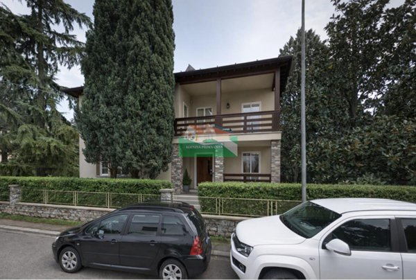 casa indipendente in vendita a Ravenna