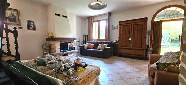 casa indipendente in vendita a Ravenna in zona San Pietro in Vincoli