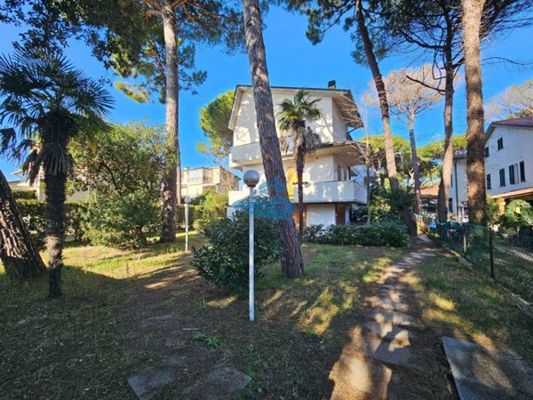 casa indipendente in vendita a Ravenna in zona Marina Romea