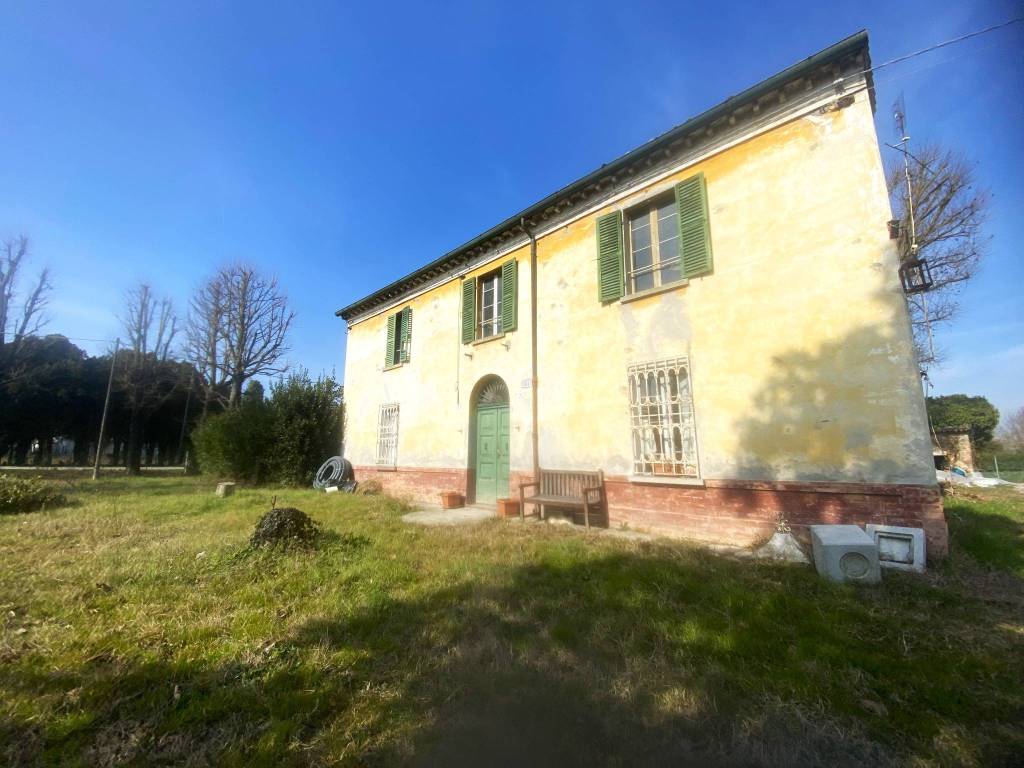 casa indipendente in vendita a Ravenna in zona Roncalceci
