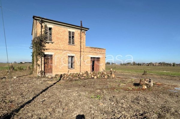 casa indipendente in vendita a Ravenna in zona San Pietro in Vincoli