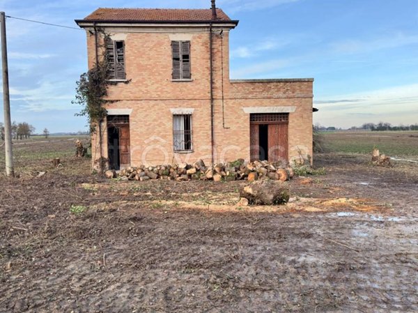 casa indipendente in vendita a Ravenna in zona San Pietro in Vincoli