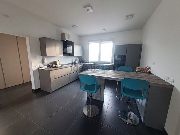 casa indipendente in vendita a Ravenna in zona Ponte Nuovo