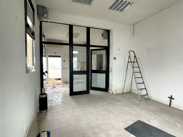 ufficio in vendita a Ravenna in zona Roncalceci