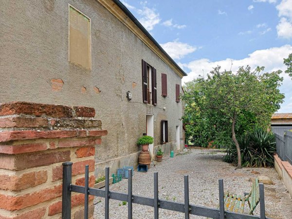casa indipendente in vendita a Ravenna in zona Castiglione di Ravenna