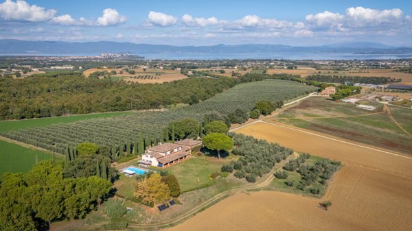 casa indipendente in vendita a Ravenna in zona Castiglione di Ravenna