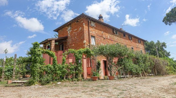 locale di sgombero in vendita a Ravenna in zona Castiglione di Ravenna