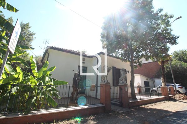 casa indipendente in vendita a Ravenna in zona Castiglione di Ravenna