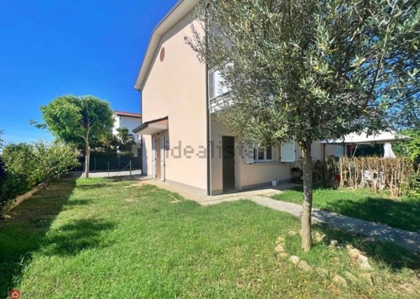 casa indipendente in vendita a Ravenna in zona San Pietro in Trento