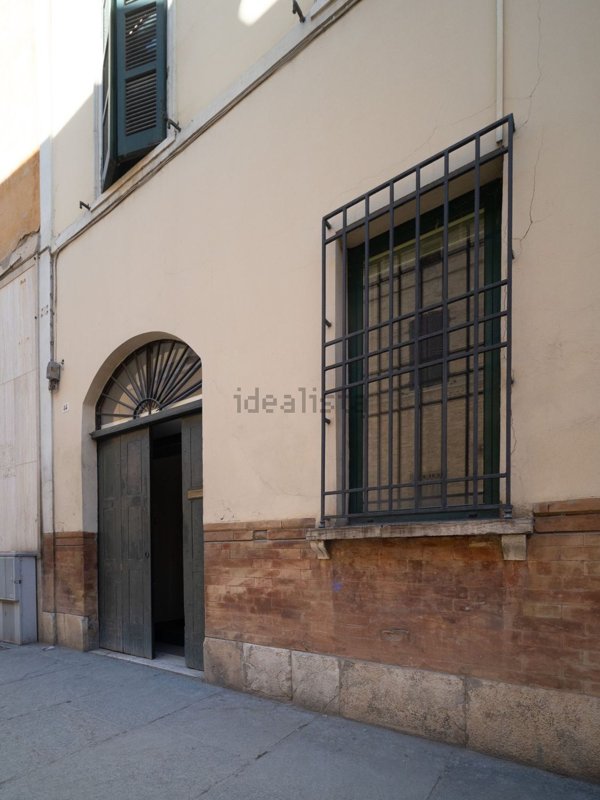 ufficio in vendita a Ravenna in zona Centro Storico