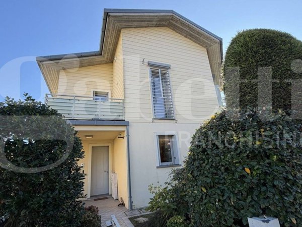 casa indipendente in vendita a Ravenna in zona Centro Storico