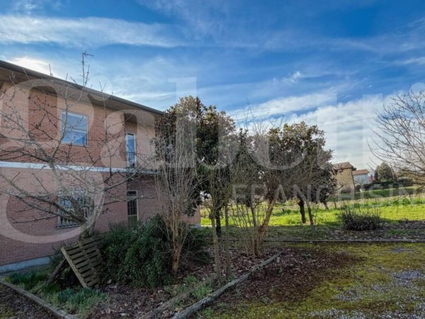 casa indipendente in vendita a Ravenna in zona Centro Storico