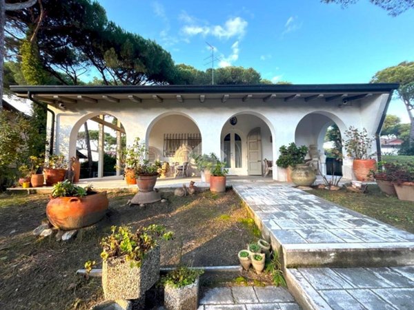 casa indipendente in vendita a Ravenna in zona Marina Romea