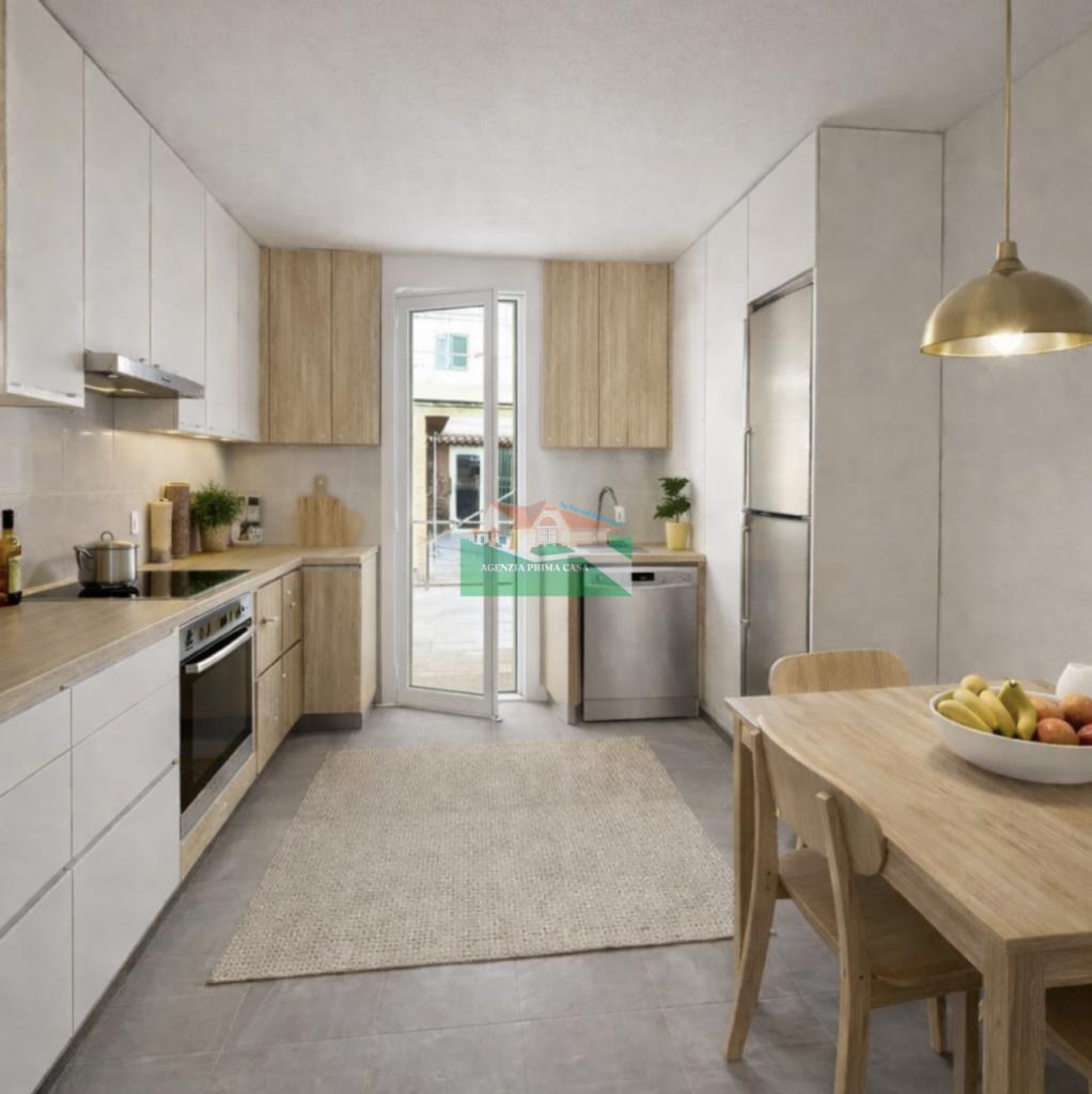 casa indipendente in vendita a Ravenna in zona Centro Storico