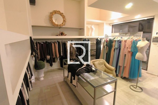 negozio in vendita a Ravenna